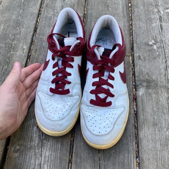 2007 Nike Dunk Low CL White Team Red Black Size 10.5 - Picture 6 of 11